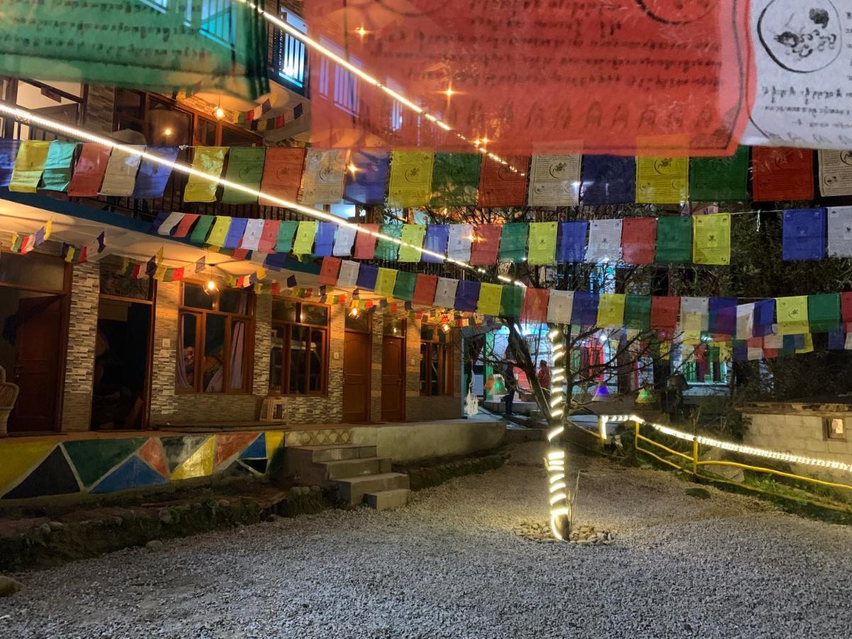 Hostel 360 Degree, Riverside Stay, Old Manali Exterior photo
