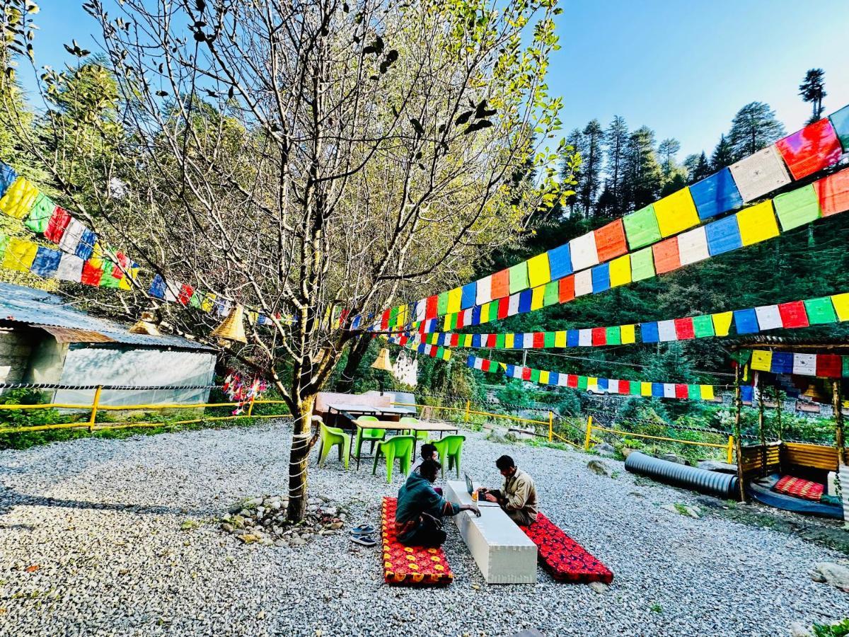 Hostel 360 Degree, Riverside Stay, Old Manali Exterior photo