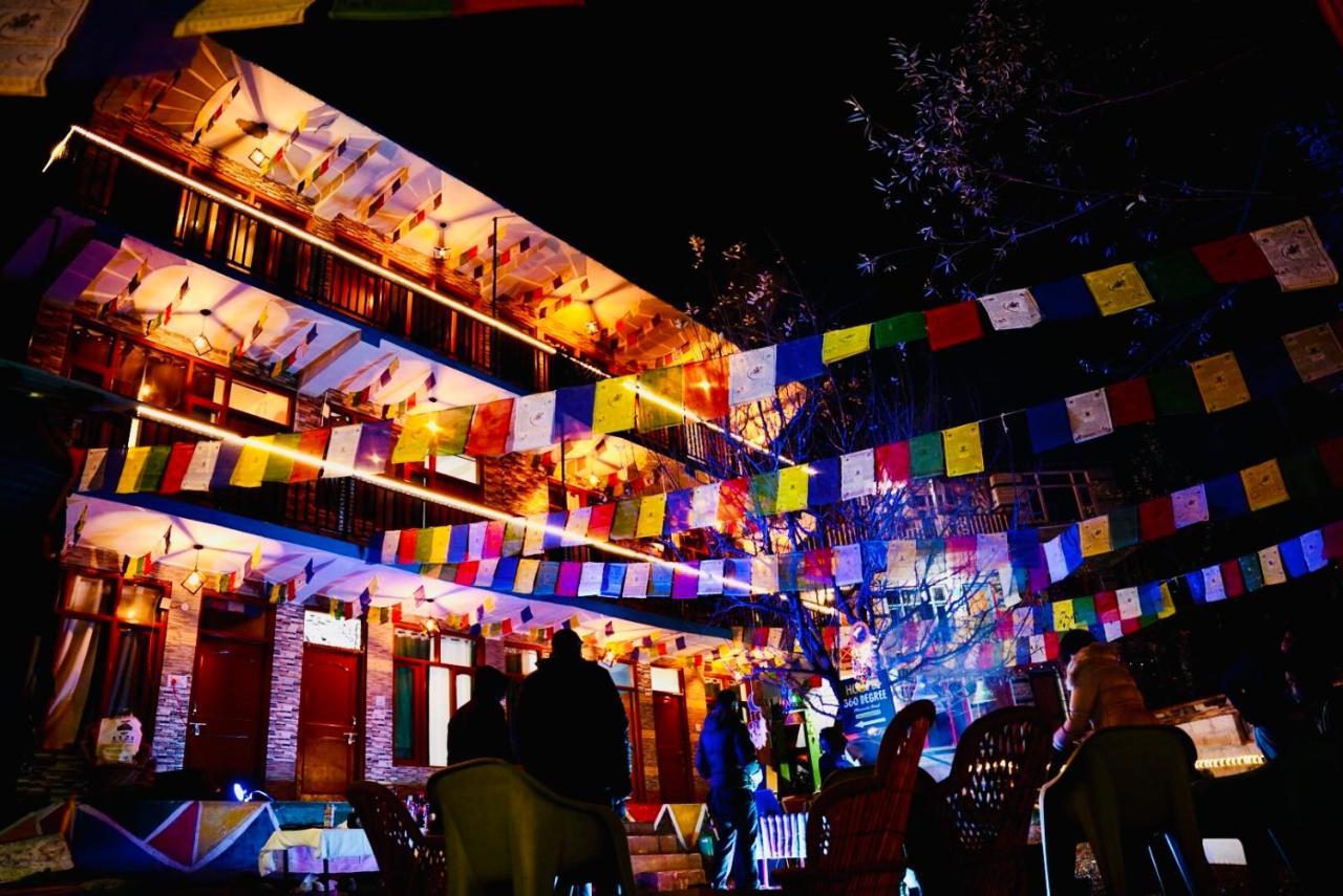 Hostel 360 Degree, Riverside Stay, Old Manali Exterior photo