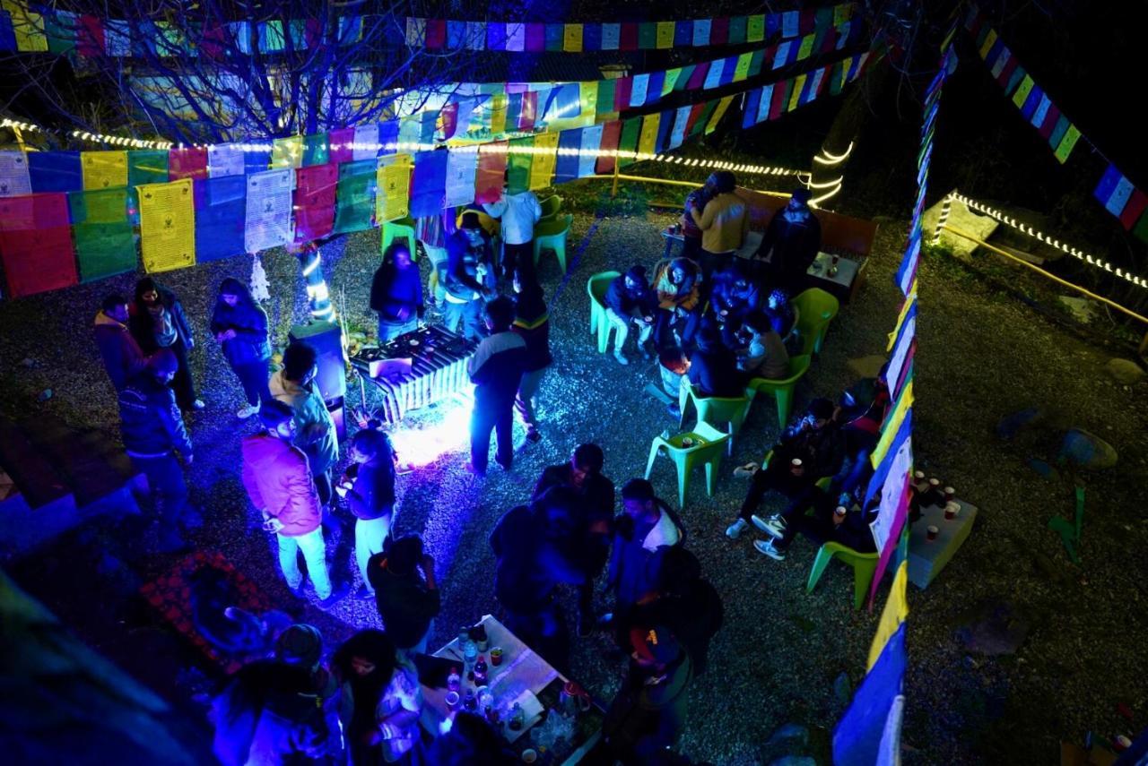 Hostel 360 Degree, Riverside Stay, Old Manali Exterior photo