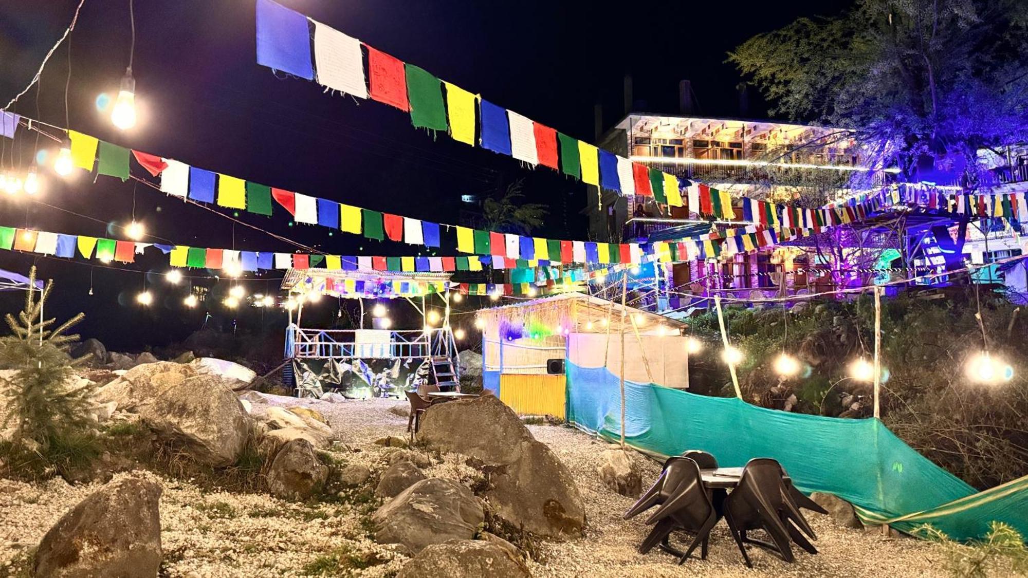 Hostel 360 Degree, Riverside Stay, Old Manali Exterior photo
