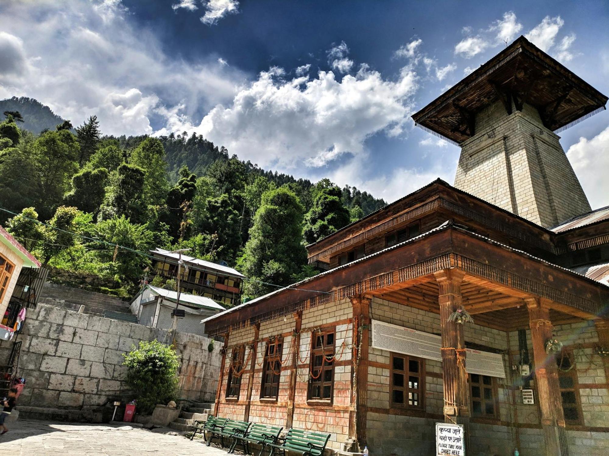 Hostel 360 Degree, Riverside Stay, Old Manali Exterior photo